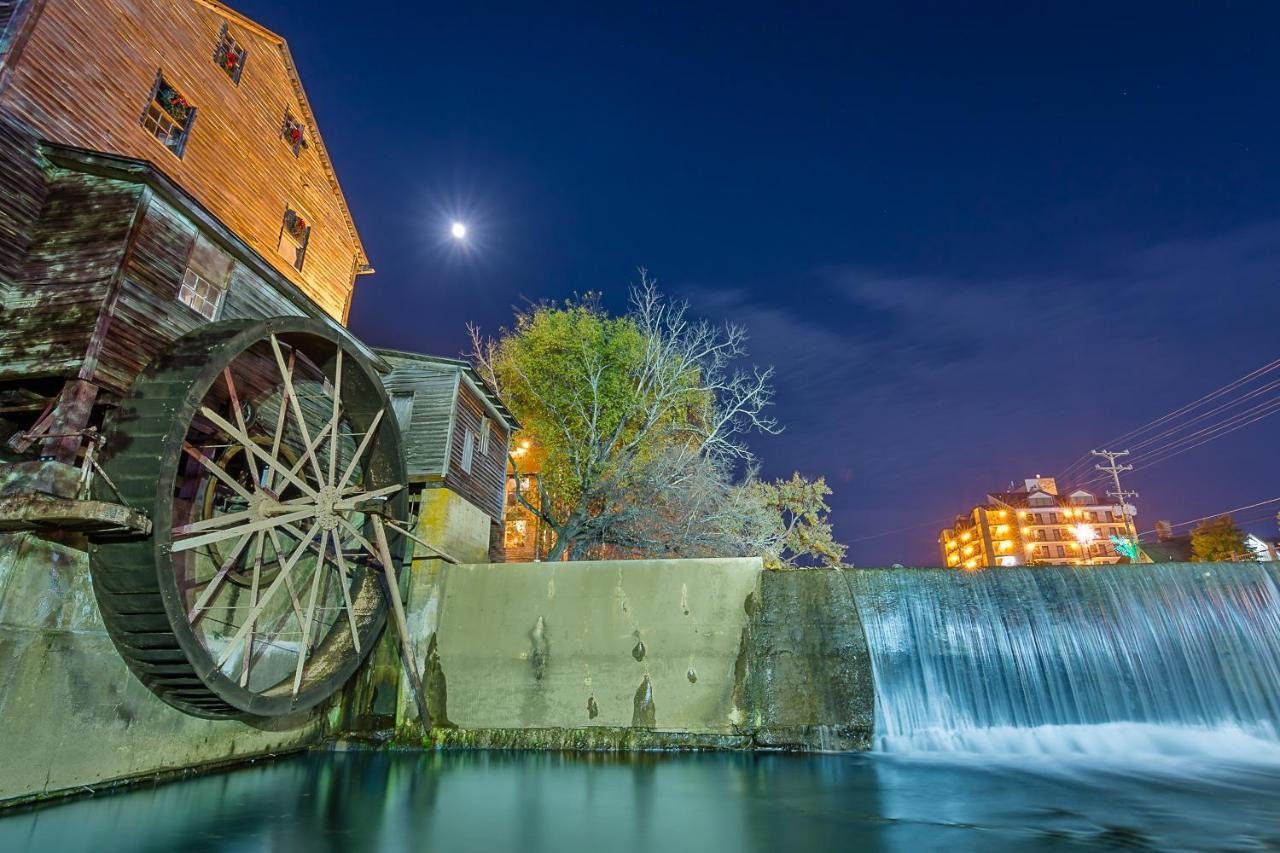 Stay At The Retreat! Gatlinburg-Dollywood Sevierville Eksteriør bilde